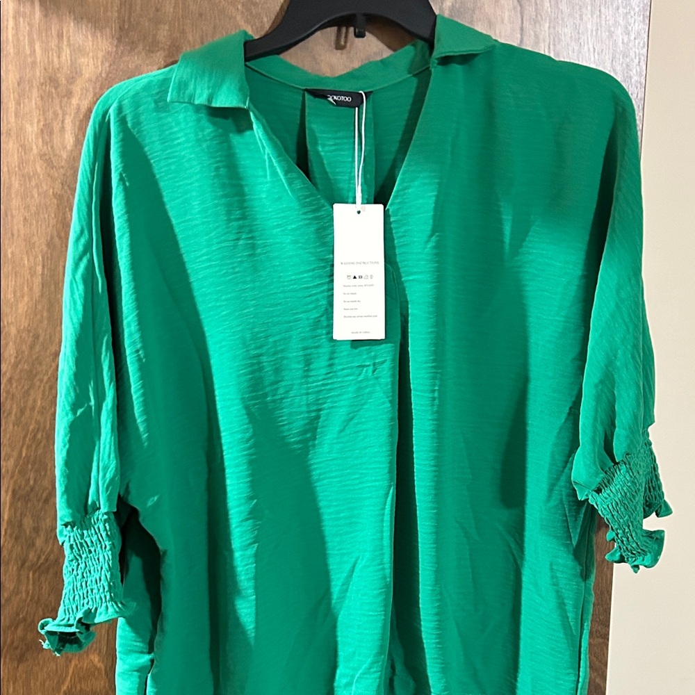 Dokotoo Emerald Blouse